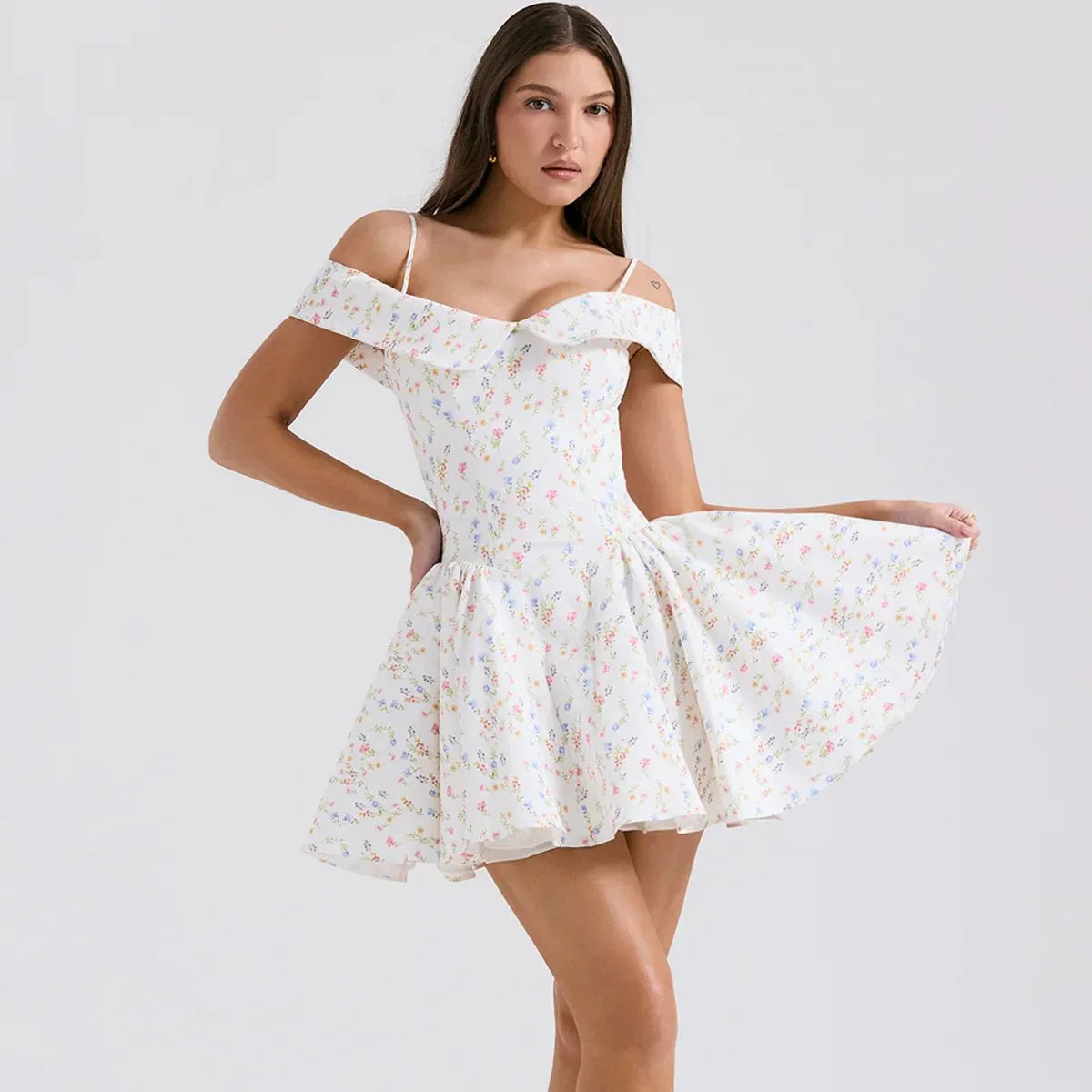 Vestido Curto Tomara que Caia - Sabrina