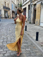Vestido Longo de Cetim com Fenda nas Costas - Sunset